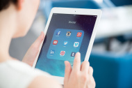 Social media apps on Apple iPad